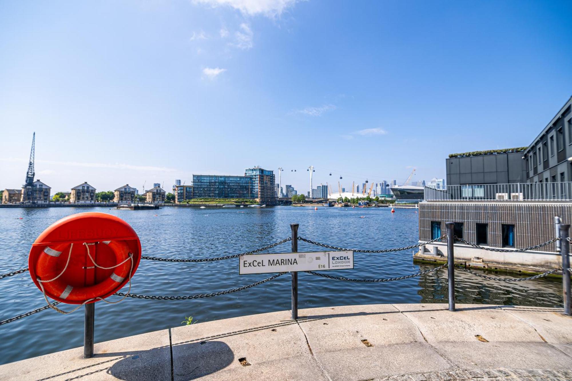 Excel London Majestic Apartment Exteriör bild