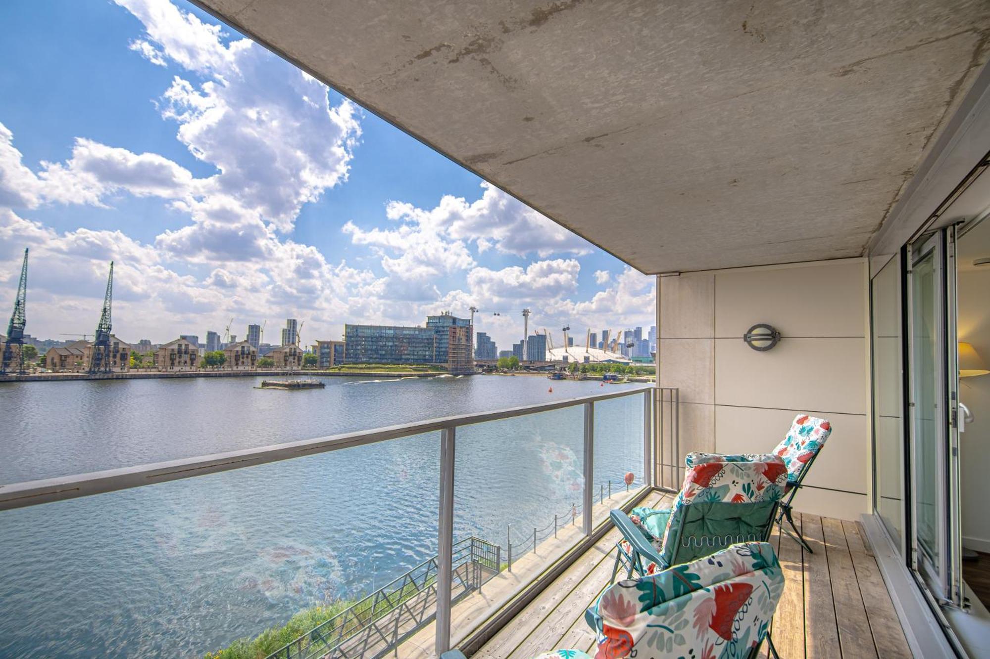 Excel London Majestic Apartment Exteriör bild